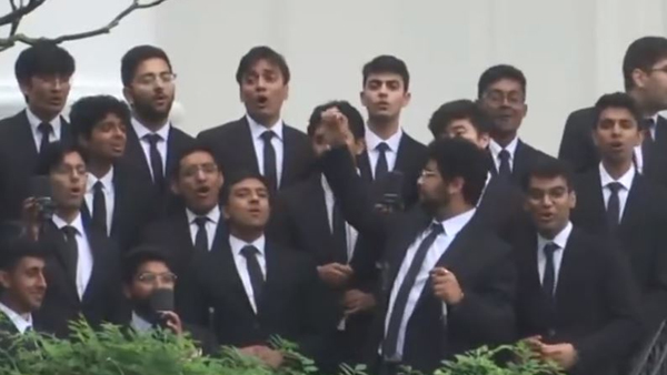 Bollywoods Super hit song Chaiyya Chaiyya enchants at the White House