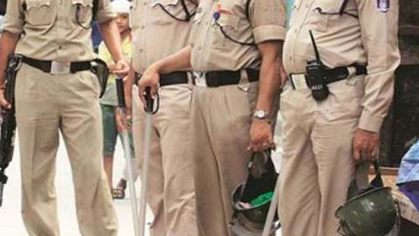 Bhopal police checks in Hyderabad for pseudo policeman !!