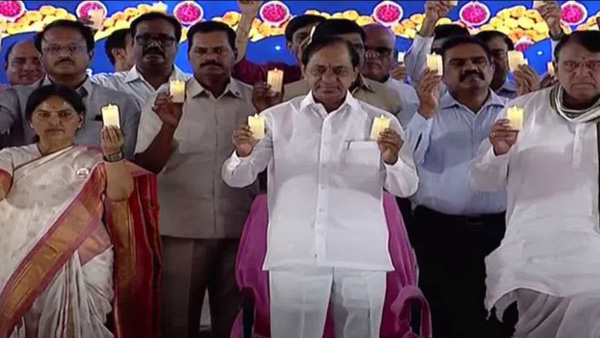 Tribute to Telangana Martyrs: CM KCR Inaugurates the Telangana Martyrs Memorial in Hyderabad Tribute to Telangana Martyrs: CM KCR Inaugurates the Telangana Martyrs Memorial in Hyderabad