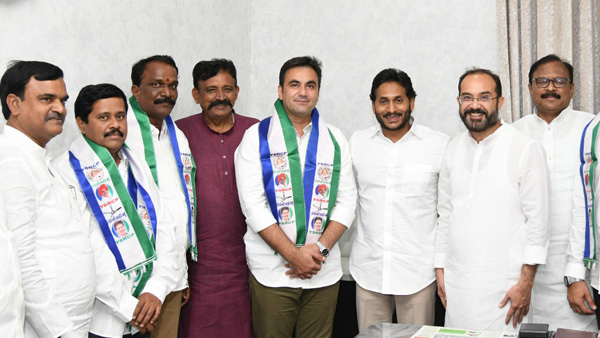 Former Kurnool DCC President Ahmed Ali Khan and other joined in YSRCP 