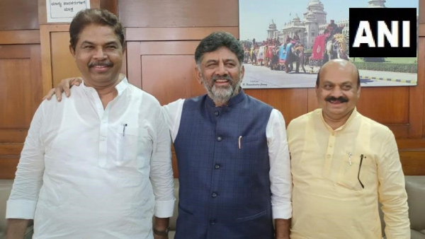 Former CM Basavaraj Bommai said that DK Shivakumar is a great leader and rides horses Former CM Basavaraj Bommai said that DK Shivakumar is a great leader and rides horses