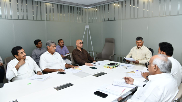 What has YCP MPs achieved?Is it for lobbying of Jagans cases?Chandrababu Fire!