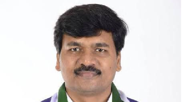 Canara Bank issues E Auction notices for sale of MLA Dudidkuntla Sridhar Reddy Properties for rs 908 Cr loan irregularities