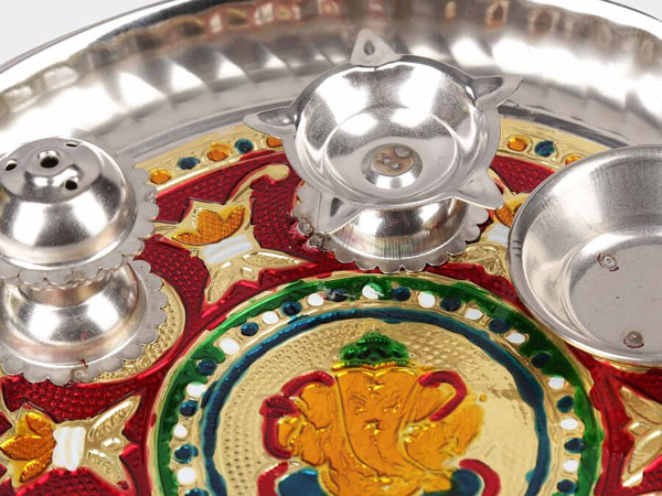 Vastu tips: If these things fall from the hands, financial loss, inauspicious.. Be careful!!