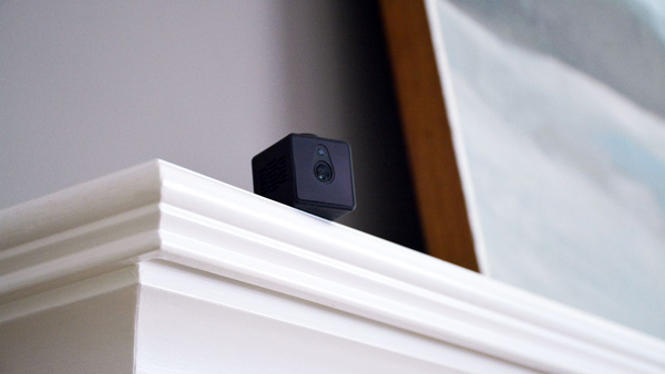 Hostel staff install secret cameras in ladies hostel rooms and play with the lives of college girls in Puducherry. 