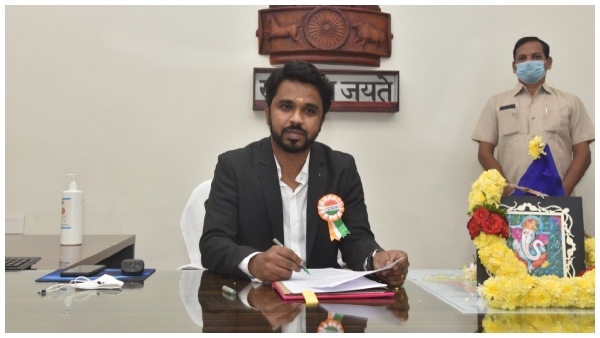 ysrcpmlaperninaniversuselurucollector1