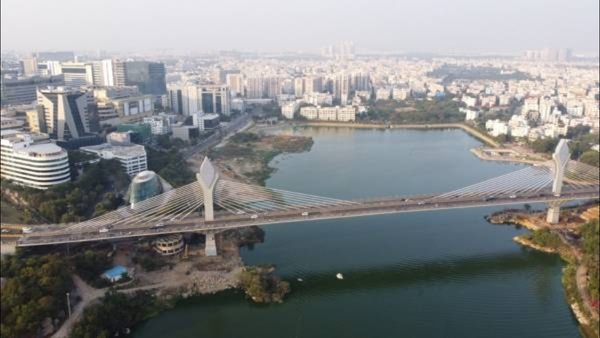 Intermediate second year student jumps into durgam cheruvu from cable bridge to attempts suicide Intermediate second year student jumps into durgam cheruvu from cable bridge to attempts suicide