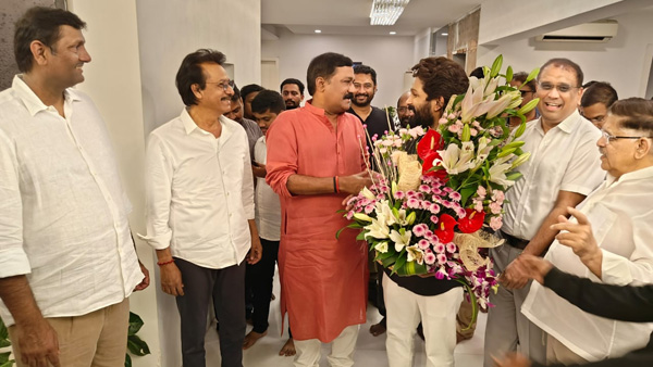 TDP leader Ganta Srinivas greets to Allu Arjun