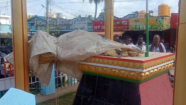 Sivamogga police arrested the accused who vandalized the statue of Mahatma Gandhi