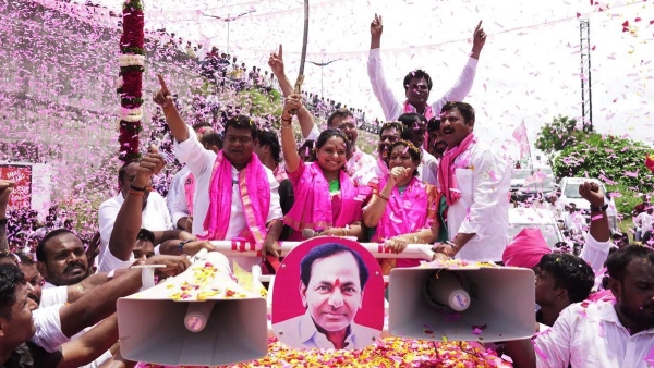 Who are the CM candidates of Congress and BJP? Kavitha Demands the opposition parties.