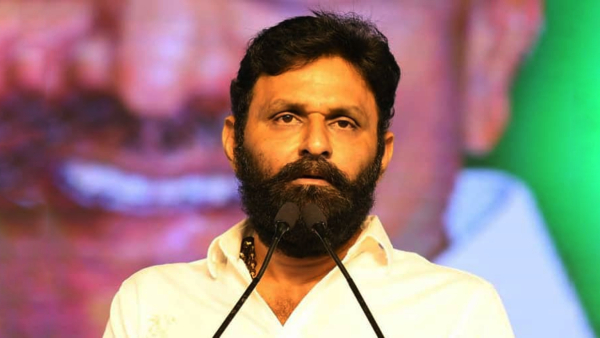 kodali nani attended chiranjeevi birthday celebrations in gudivada