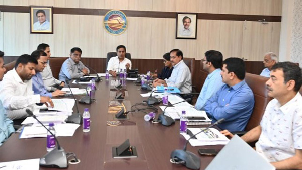 minister ktr review on hyderabad metro master plan at metro rail bhavan