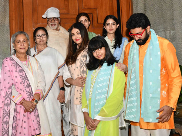  CM Mamata Banerjee tied rakhi to Amitabh Bachchan at his residence