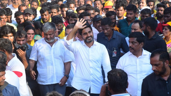 TDP leader Nara Lokesh provoke his cadre during the Yuva Galam Padayatra TDP leader Nara Lokesh provoke his cadre during the Yuva Galam Padayatra