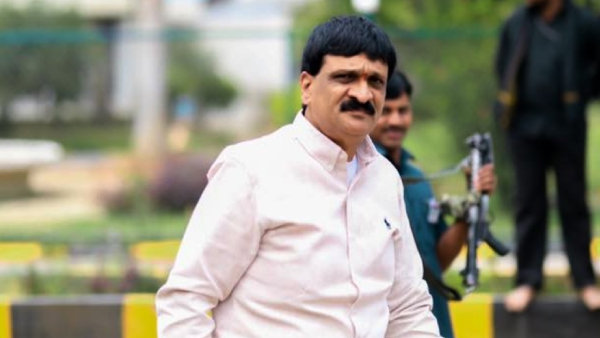 BRS seems to be thinking of removing Mainampally Hanumantha Rao from the party