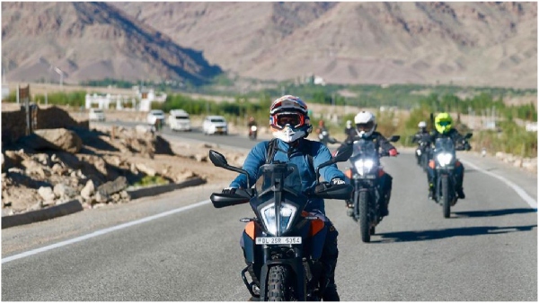 Rahul Gandhi bike riding to Pangong Lake in Ladakh Rahul Gandhi bike riding to Pangong Lake in Ladakh
