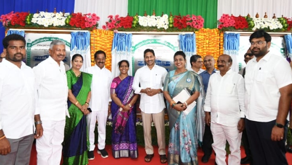 Minister Roja targets Pawan Kalyan and Lokesh with Rajinikanth dialogue from jailer movie, video goes viral