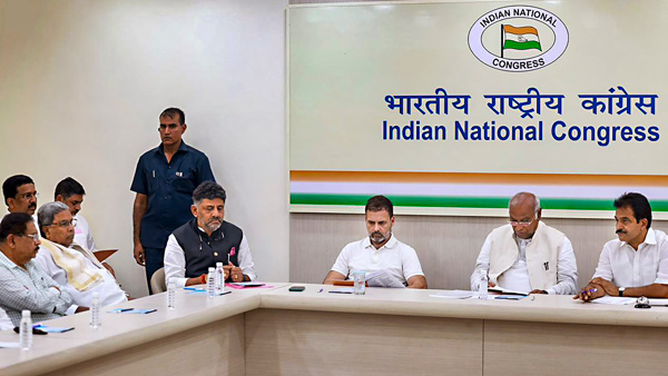 Karnataka Chief Minister Siddaramaiah who predicted the Lok Sabha elections Karnataka Chief Minister Siddaramaiah who predicted the Lok Sabha elections