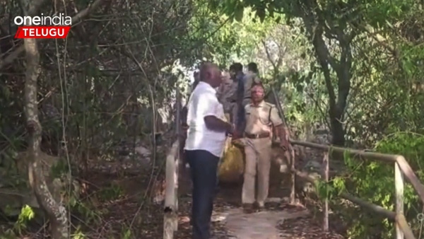 TTD EO Dharma Reddy Announces restrictions in pedestrian route from Alipiri to Tirumala TTD EO Dharma Reddy Announces restrictions in pedestrian route from Alipiri to Tirumala