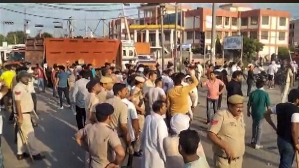 VHP has announced that they will organize Shobha Yatra in Nuh even if the police do not give permission. VHP has announced that they will organize Shobha Yatra in Nuh even if the police do not give permission.