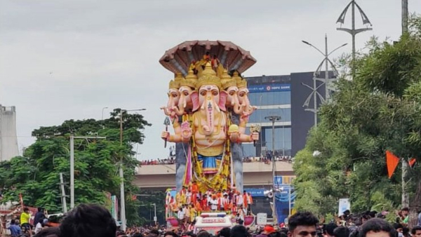 khairatabad ganesh shobha yatra 