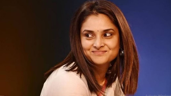 Popular actress Divya Spandana passed away due to heart attack is being spread on social media