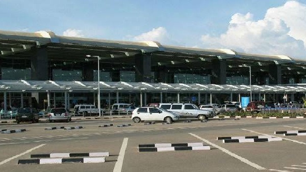 Kannadigas, who declared their full support for the Karnataka bandh, canceled 44 flights to Bengaluru. Kannadigas, who declared their full support for the Karnataka bandh, canceled 44 flights to Bengaluru.