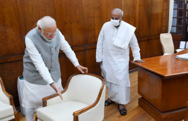 f HD Deve Gowda held discussions with PM Narendra Modi