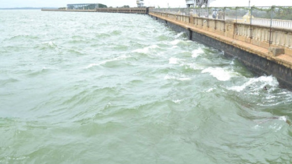 The Tamil Nadu government has once again filed a petition in the Supreme Court for Cauvery water