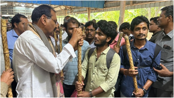ttd chairman bhumana karunakar reddy kick starts to distributes to sticks to the devotees ttd chairman bhumana karunakar reddy kick starts to distributes to sticks to the devotees