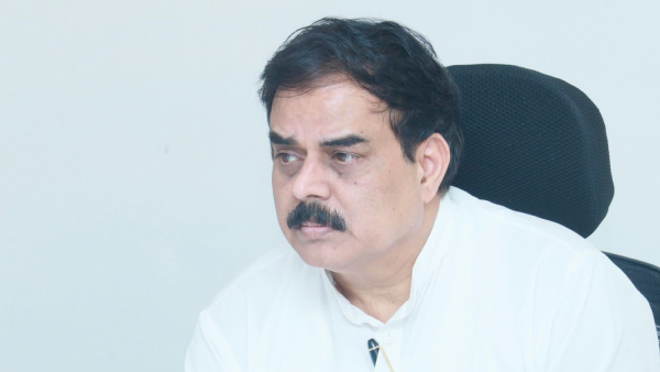 rift within janasena over tie-up with tdp, nagababu and nadendla efforts to calm-up leaders