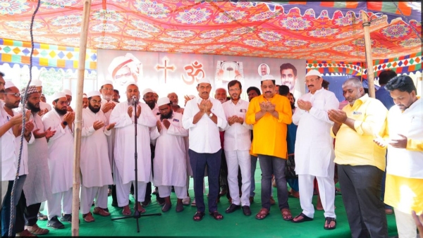 TDP Cadre offeres special prayers for Chandra Babu Release, protests against AP Govt