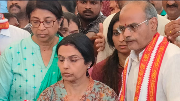 Nara Bhuvaneswari becomes emotional on Chandra Babu Arrest, seek public support