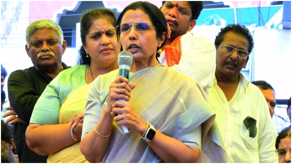 meluko telugoda.. nara bhuvaneshwari bus yatra meluko telugoda.. nara bhuvaneshwari bus yatra