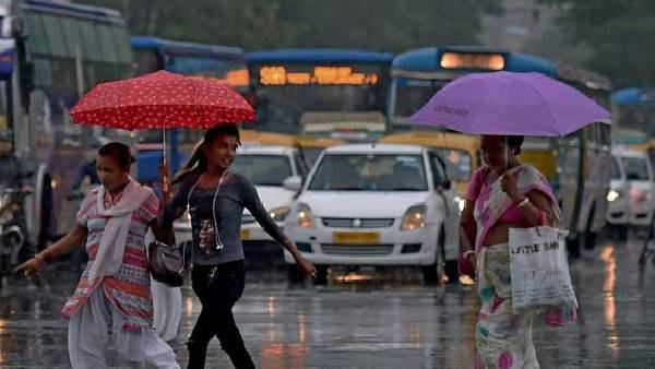 weather update: next three days heavy rains in telangana, orange alert for these districts