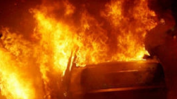 The accused who poured petrol on the police officers scooter and set it on fire escaped 