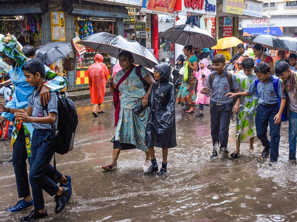 weather update: next two three days rain in telangana districts