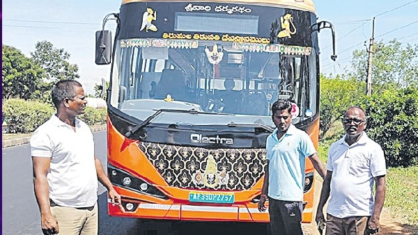 Srivari Dharma Ratham has been theft in Tirumala.