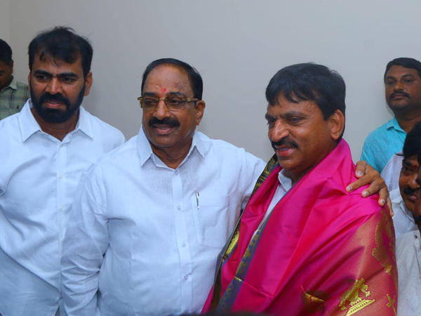 Tummala Nagewara Rao Ponguleti Srinivas