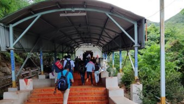 TTD Seeks Central permission for iron fensing in Alipiri - Tiruamala Wak way for Secuirty of Devotees