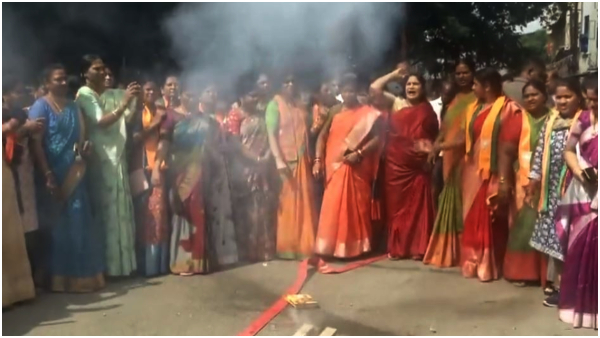 BJP women workers celebrate as centre tabled Womens Reservation Bill in Lok Sabha