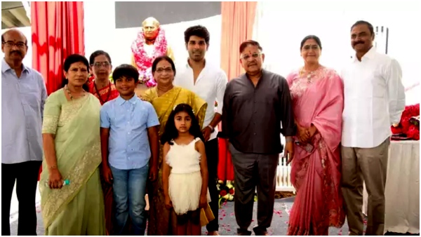 Alluramalingaiahs statue unveiled by Allu Arjuns son..