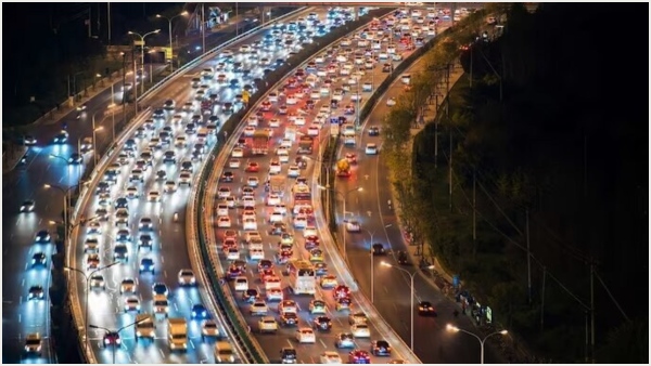 Karnataka government has negotiated to change the working hours of Bengaluru IT companies Karnataka government has negotiated to change the working hours of Bengaluru IT companies