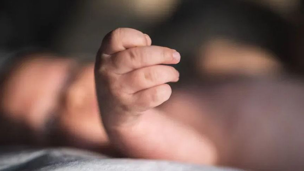 In West Bengal, a five-month-old baby had pinnae stuck in her trachea In West Bengal, a five-month-old baby had pinnae stuck in her trachea