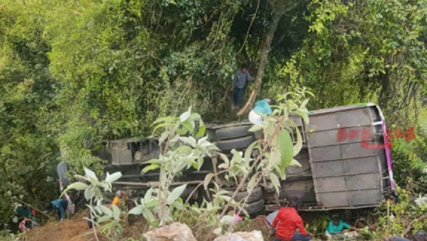9 Killed, 25 injured After Tourist Bus Falls Into Gorge in Tamil Nadu