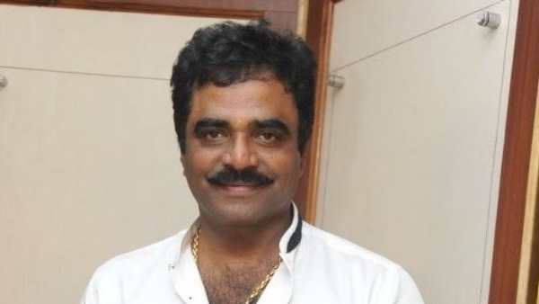 Five kg gold jewelery looted from house of film producer Rockline Venkateshs brother in Bengaluru