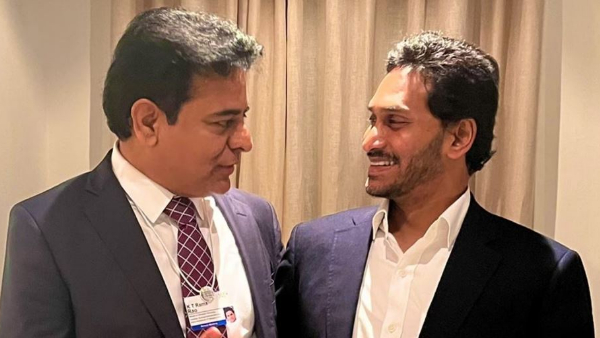 Minister KTR made interesting comments on CM Jagan