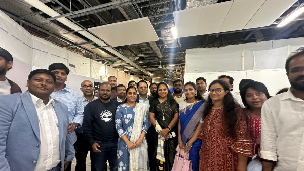  Kalvakuntla Kavitha three-day trip to London has ended.