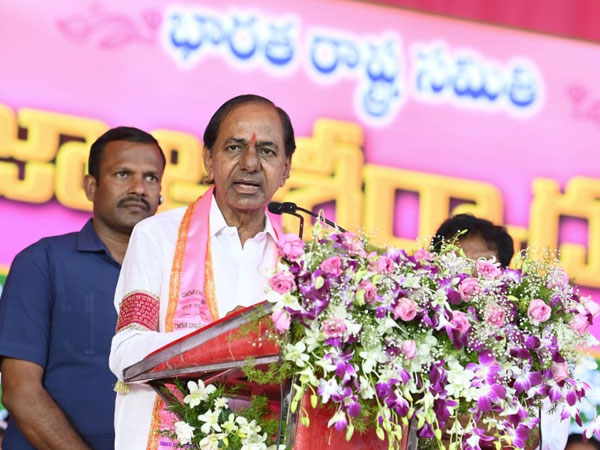  KCR slams revanth reddy in achampet public meeting