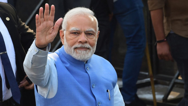 Former Karnataka CM and JDS leader HD Kumaraswamy held talks with Goa CM Pramod Sawant.